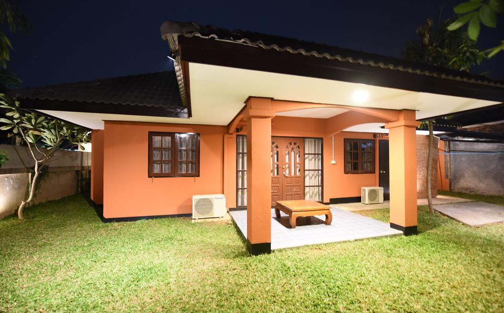 Chiang Mai Udee Hotel Exterior photo