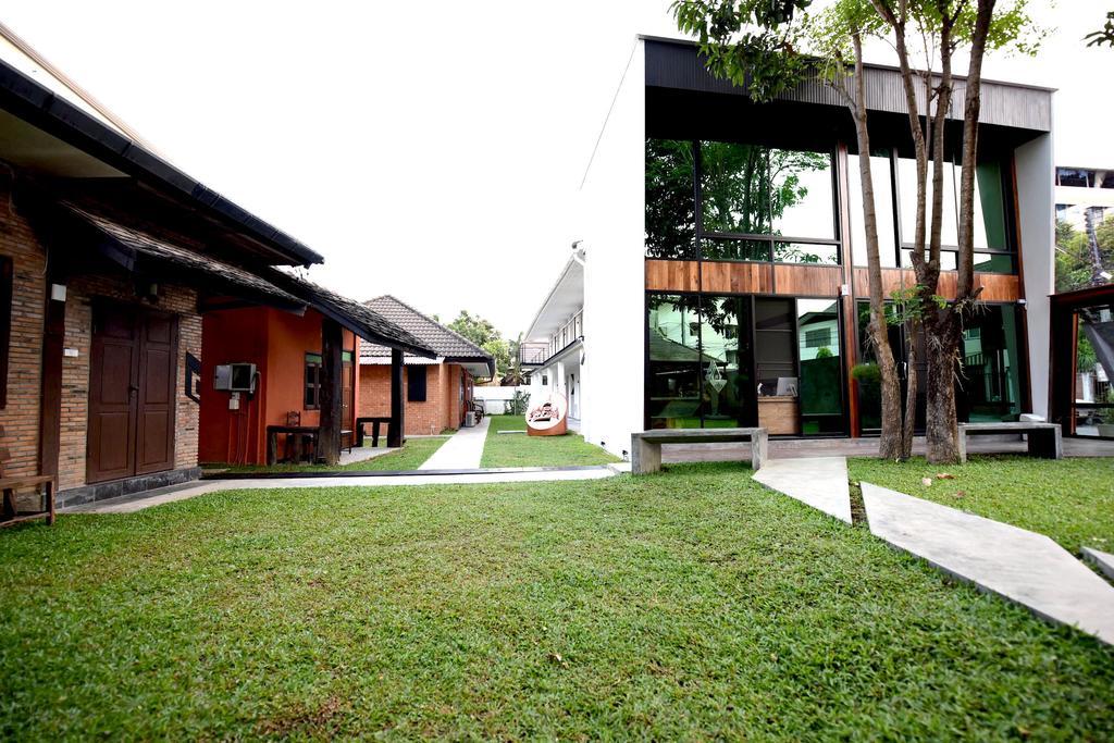 Chiang Mai Udee Hotel Exterior photo